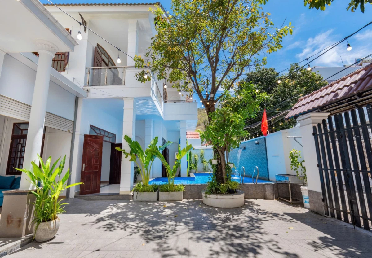 Villa Vũng Tàu giá rẻ 8 phòng ngủ bãi sau - VT69-4PCT