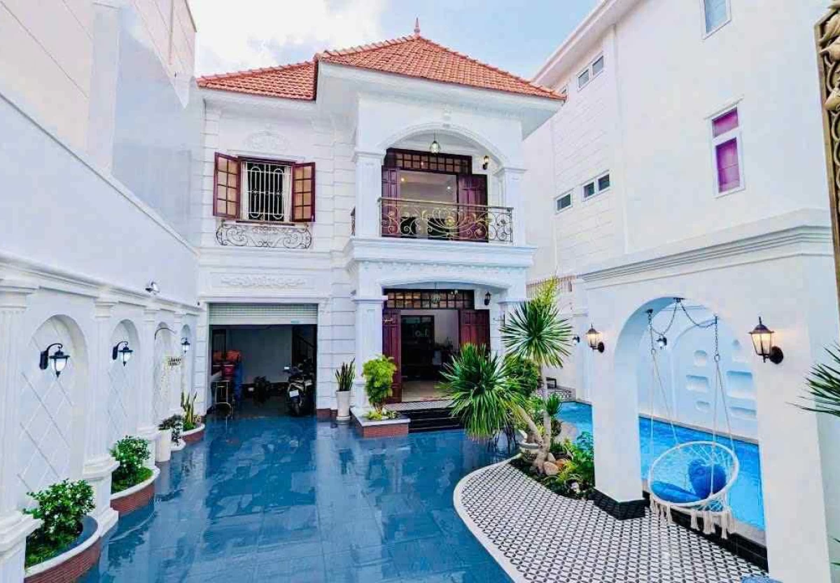 Villa Vũng Tàu 8 lô e Lạc Long Quân 4 phòng ngủ - VT8ELLQ