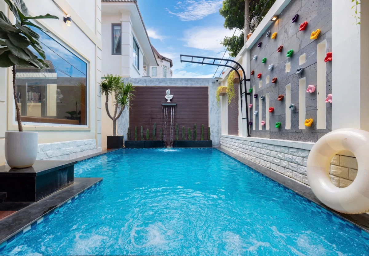 Villa Vũng Tàu cách bãi Thùy Vân 350m có hồ bơi, bàn bida, karaoke và sân nướng BBQ – VTD4HTT