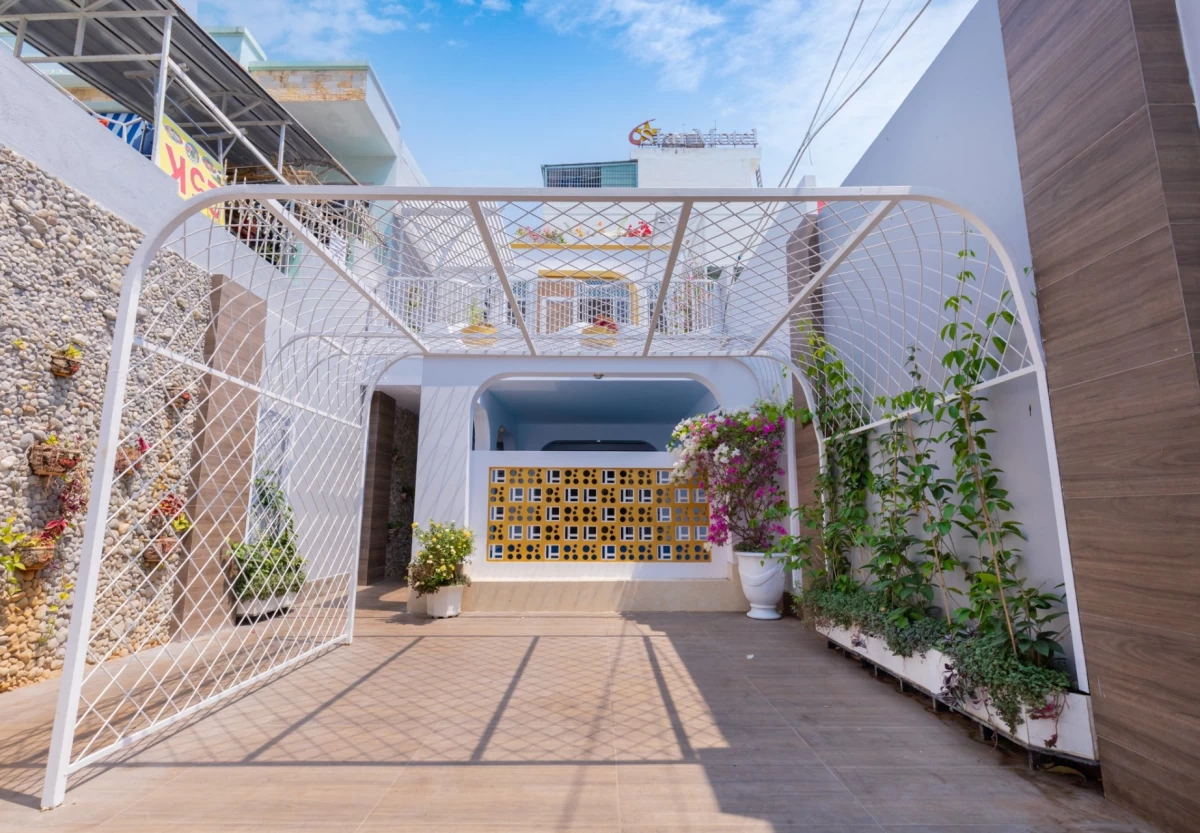 Villa hồ bơi Vũng Tàu cách bãi sau 500m có karaoke và sân nướng BBQ – VT123PCT