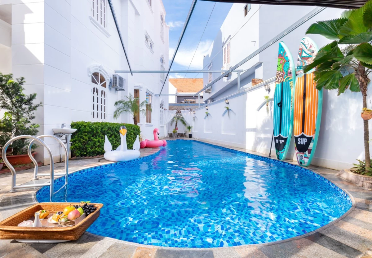 Villa hồ bơi Vũng Tàu có bàn bida, karaoke và sân nướng BBQ ngoài trời – VT6ALLQ