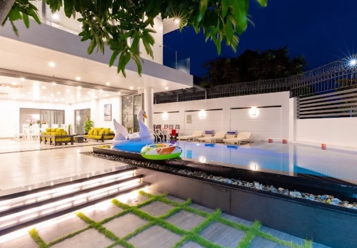 Villa hồ bơi Vũng Tàu có phục vụ ăn sáng, cùng phòng karaoke và sân nướng BBQ ngoài trời – VTC2.14