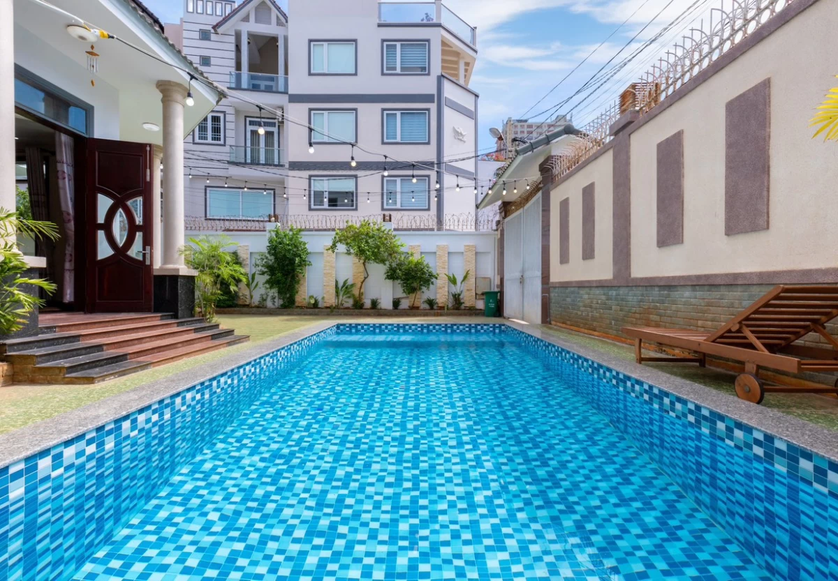 Villa hồ bơi bãi sau Vũng Tàu có phòng karaoke, bida và sân nướng BBQ ngoài trời– VT34-6VTS