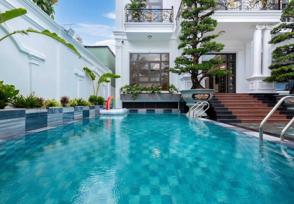 Villa Vũng Tàu 16 phòng ngủ cách biển chỉ 200m - VTB2.36