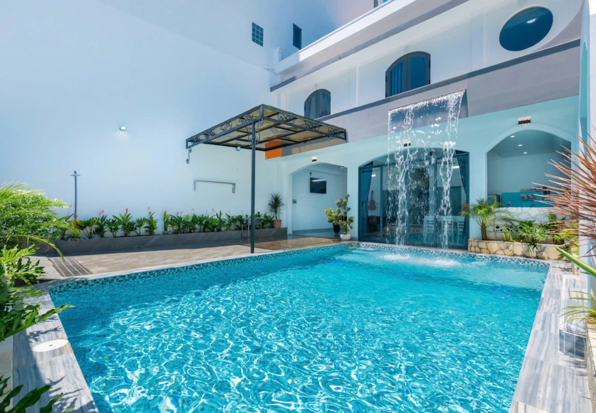 Villa Vũng Tàu 5 phòng ngủ cách biển chỉ 150m - VT17A1