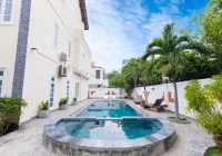 Villa Vũng Tàu có hồ bơi rộng gồm 5 phòng ngủ, bàn bida và sân nướng BBQ – VT06