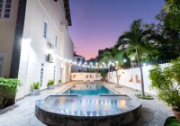 Villa Vũng Tàu có hồ bơi rộng gồm 5 phòng ngủ, bàn bida và sân nướng BBQ – VT06