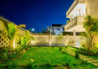 Villa Vũng Tàu khu Long Cung cách biển 100m gồm 5 phòng ngủ có hồ bơi, bàn bida, karaoke và sân nướng BBQ – VT27