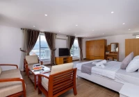 Villa Vũng Tàu có view biển gồm 5 phòng ngủ có hồ bơi, bàn bida, karaoke và sân nướng BBQ – VT39