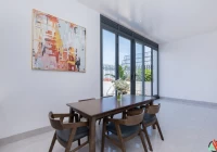 Villa hồ bơi có chiếc view toàn thành phố có bàn bida và sân nướng BBQ ngoài trời – VT39VB