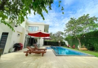 Villa Vũng Tàu cách bãi tắm 50m gồm 4 phòng ngủ có hồ bơi và sân nướng BBQ – VT36