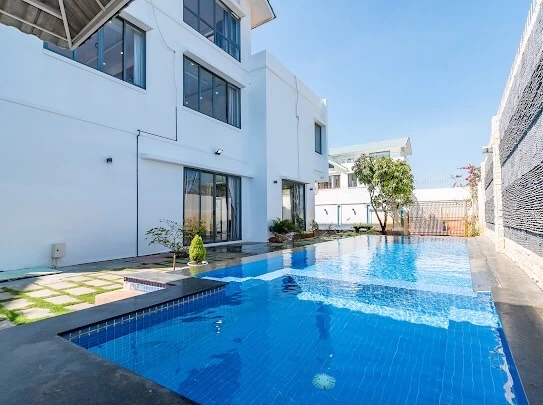 Villa hồ bơi khu Long Cung Vũng Tàu có karaoke, bida và sân nướng BBQ ngoài trời – VTB2.51