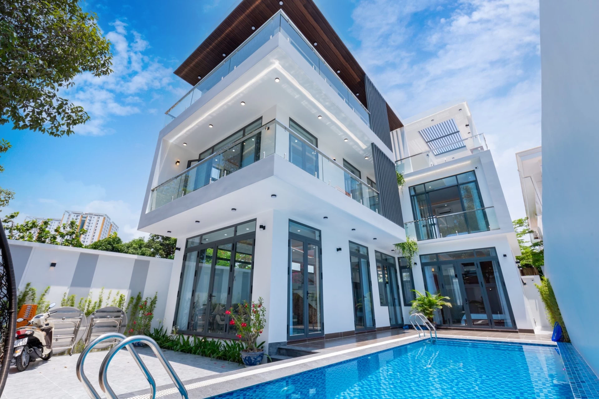 Villa hồ bơi Vũng Tàu cách bãi sau 350m có bàn bida giải trí và sân nướng BBQ ngoài trời – VT187VTS