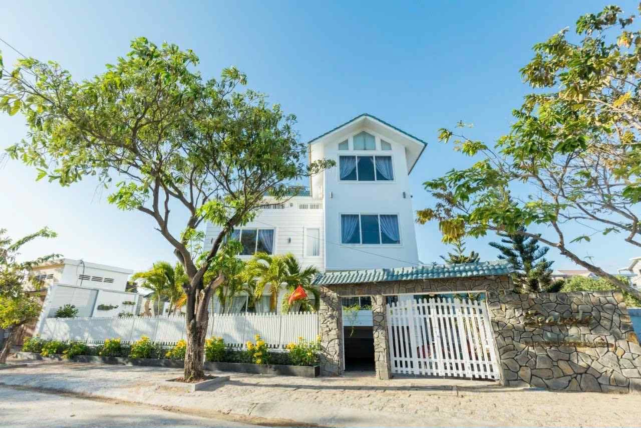 Villa Vũng Tàu B1.17 6 phòng ngủ cách biển chỉ 300m - VTB1.17