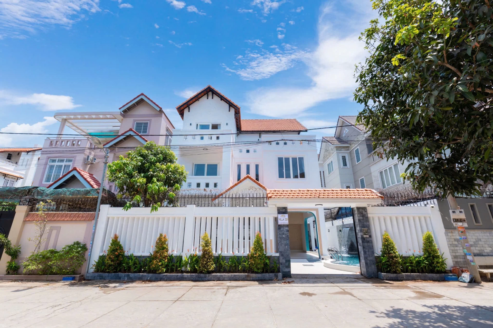 Villa Vũng Tàu E2 khu Phương Nam 7 phòng ngủ - VTE2