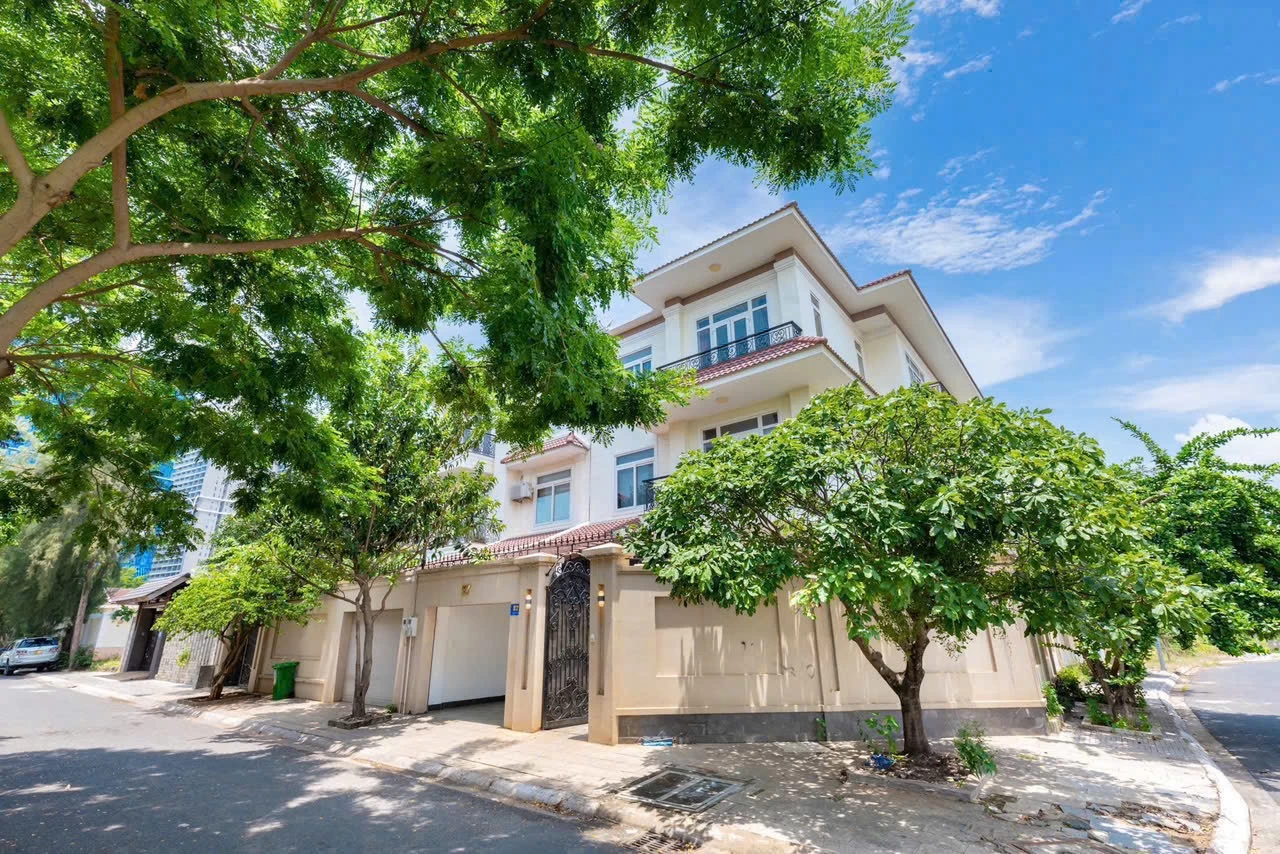 Villa Vũng Tàu E7 Trần Văn Thời cách biển bãi sau chỉ 300m - VTE7TVT