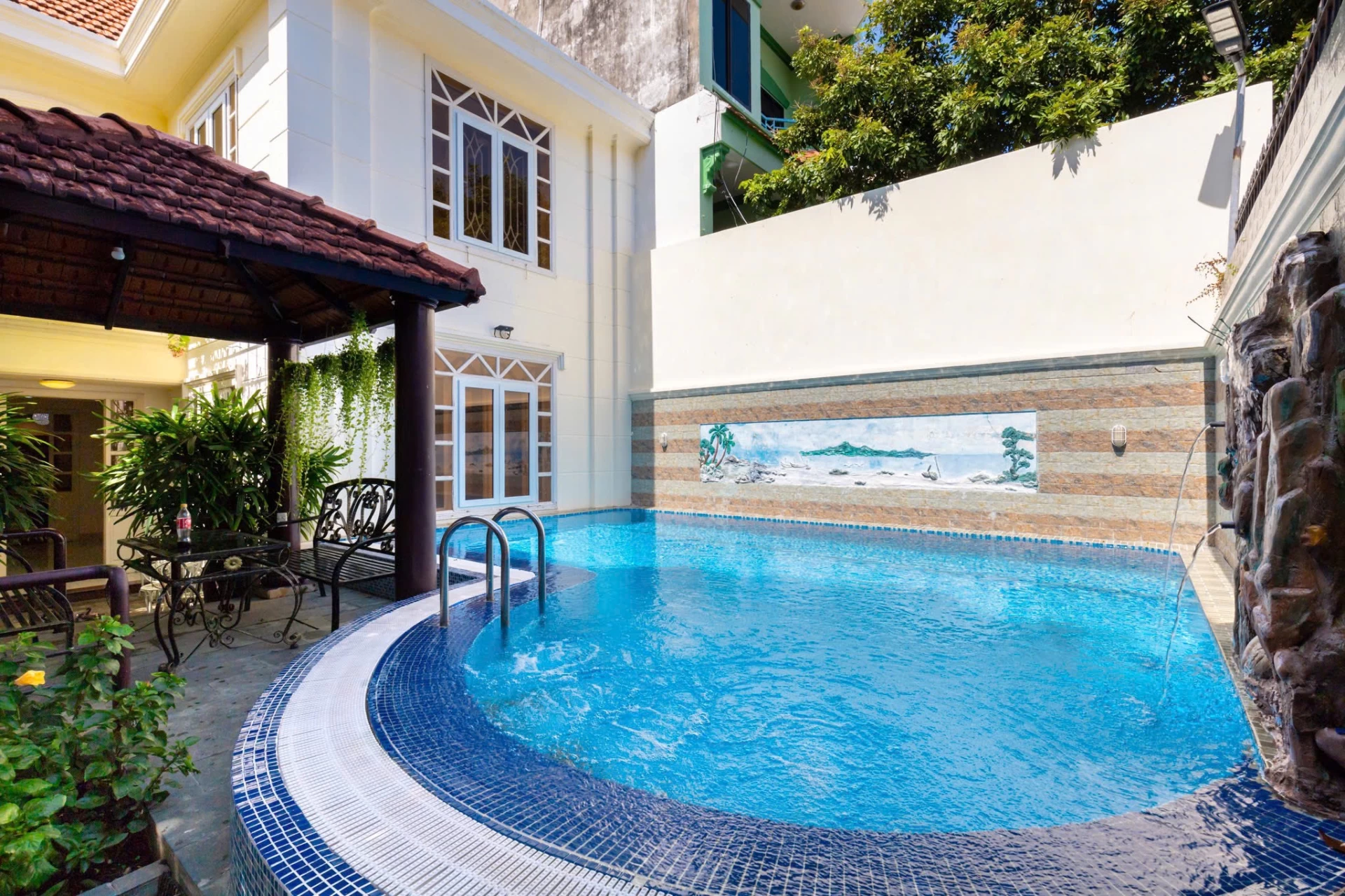 Villa hồ bơi giá rẻ bãi sau Vũng Tàu 129/18 Võ Thị Sáu - VT129-18VTS