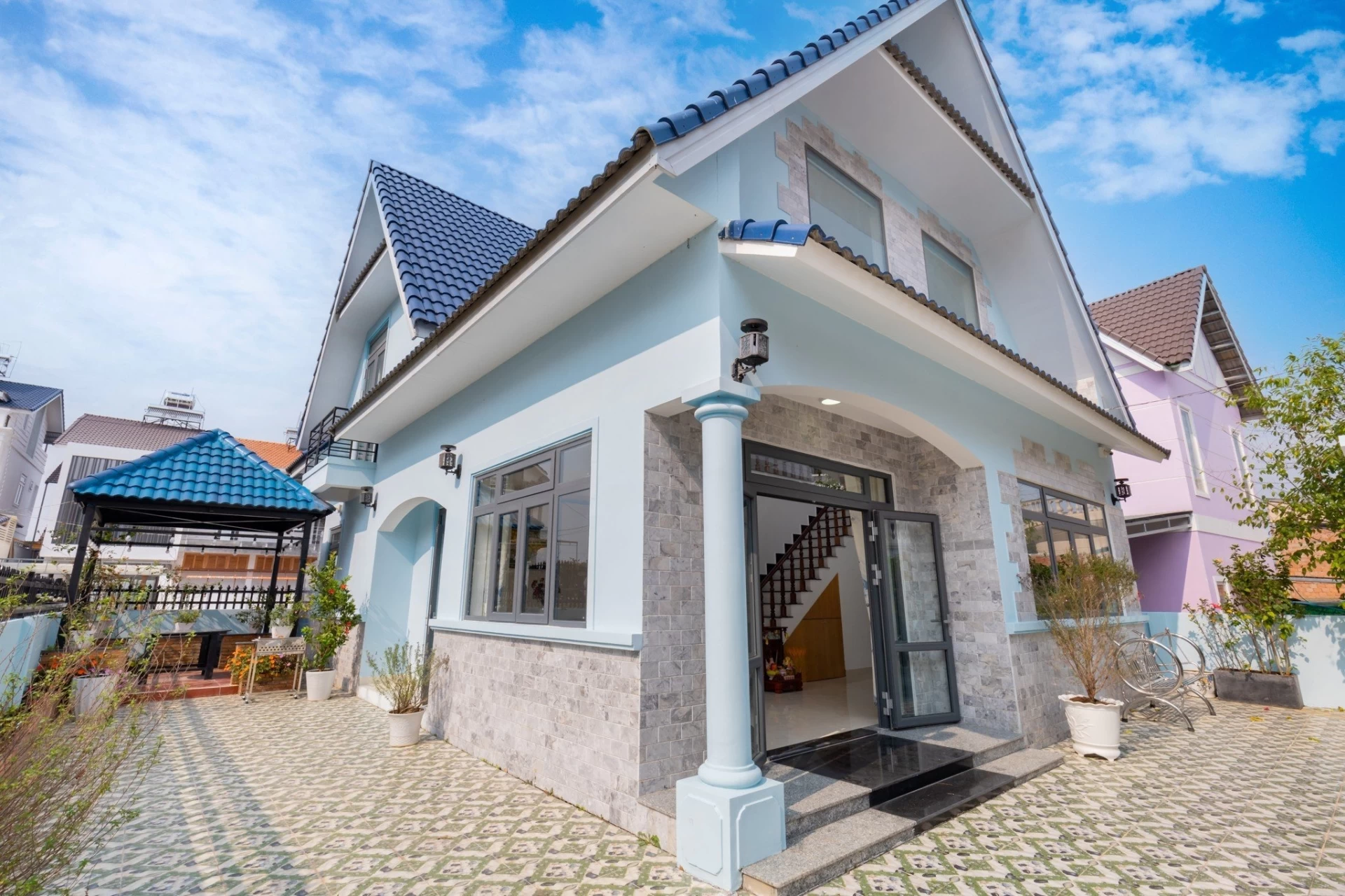 Homestay Đà Lạt giá rẻ cách chợ đêm Đà Lạt 4km, gồm 3 phòng ngủ có sân nướng BBQ – DL14