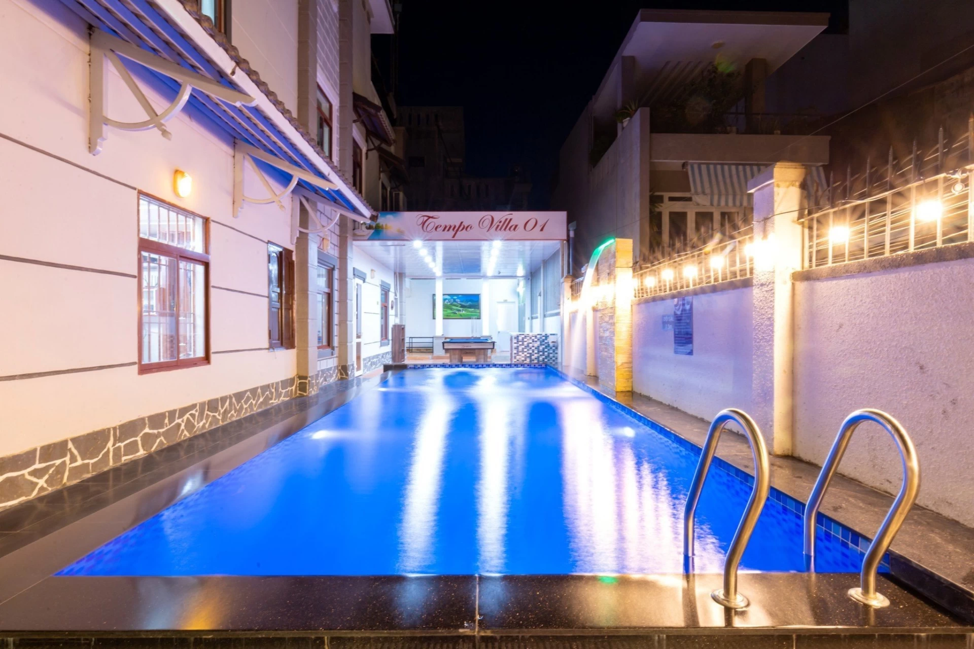 Villa hồ bơi cách bãi sau Vũng Tàu 200m có phòng karaoke, bida và sân nướng BBQ ngoài trời – VT9HQL