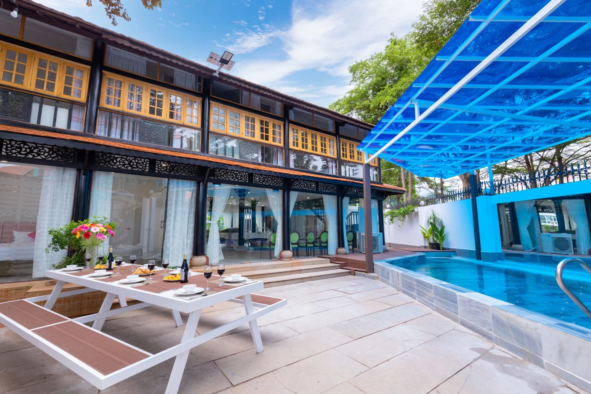 Villa hồ bơi Vũng Tàu phòng cách Trung Hoa có karaoke, bàn bida và sân nướng BBQ ngoài trời – VT128HHT