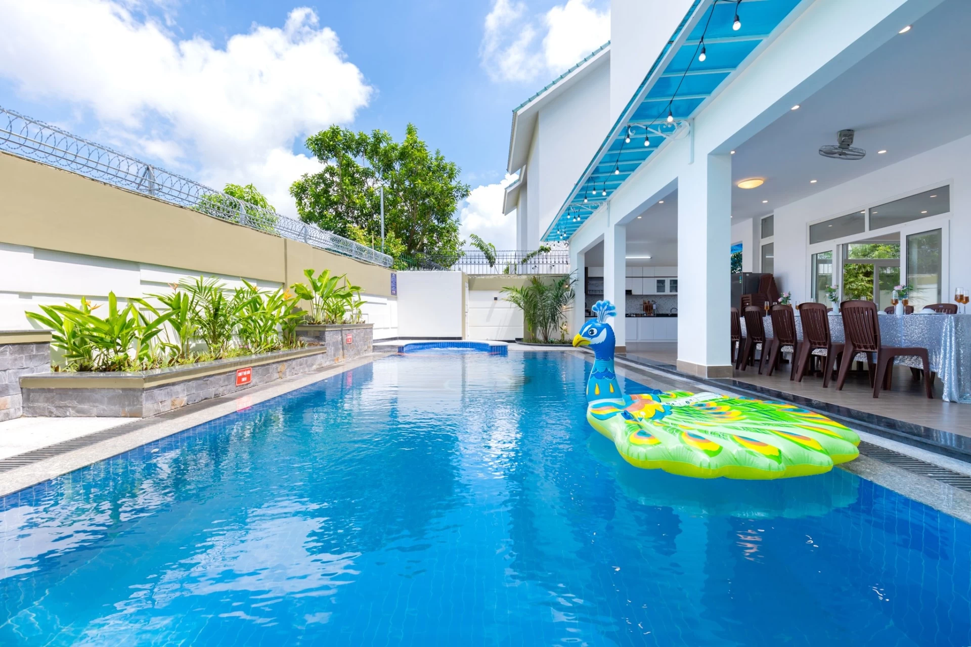 Villa hồ bơi cách bãi biển Vũng Tàu 200m có karaoke, bida và sân nướng BBQ ngoài trời – VTC2.38