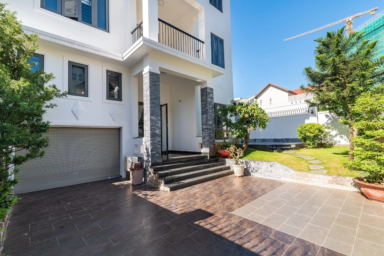 Villa hồ bơi ngay bãi sau Vũng Tàu có phòng xông hơi, karaoke cách âm, bàn bida và sân nướng BBQ ngoài trời– VT05LHP