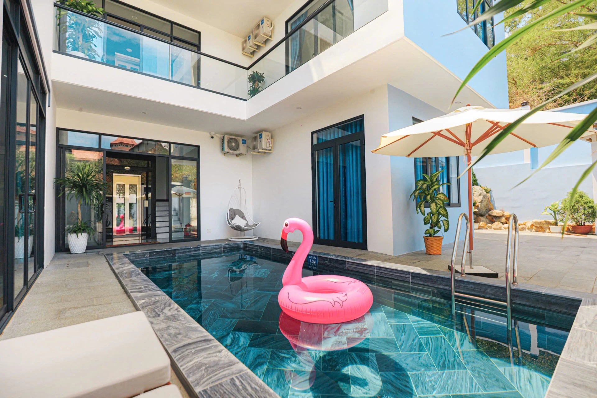 Villa Vũng Tàu view biển 9 phòng ngủ - VT42-2-1TP